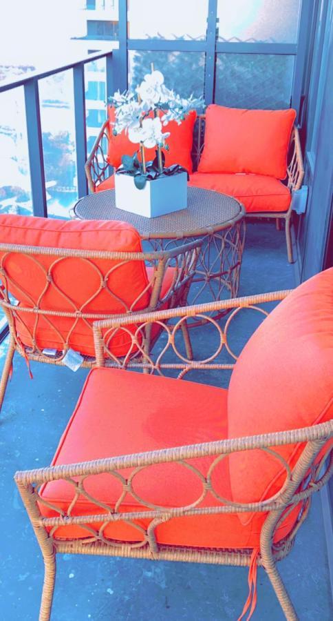 تورونتو Luxury 2 Bedroom Condo المظهر الخارجي الصورة