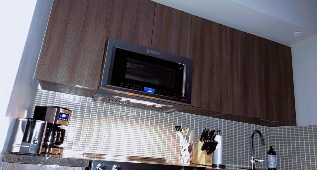 تورونتو Luxury 2 Bedroom Condo المظهر الخارجي الصورة